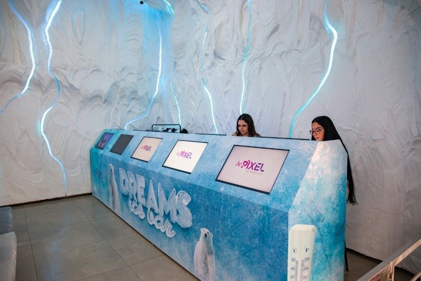 Ice Bar